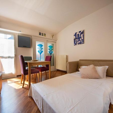 Housmart Tovaglie 9 Int. 6 Apartment Bologna Luaran gambar